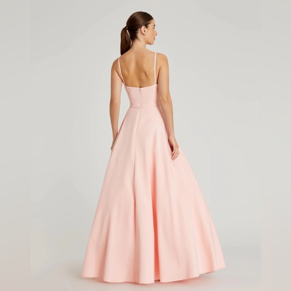 NWT Mac Duggal CLASSIC A-LINE V-NECK BALLGOWN 48855 Sz 10 & 0 - Picture 3 of 3